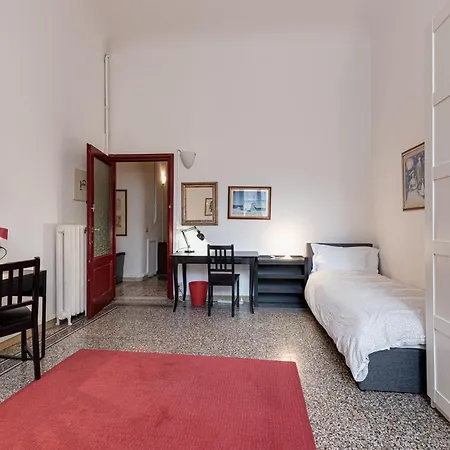 A Due Passi Da Ponte Vecchio דירה *