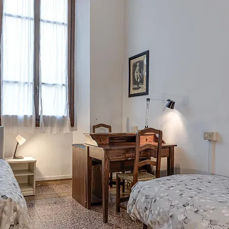 Apartment A Due Passi Da Ponte Vecchio Florence